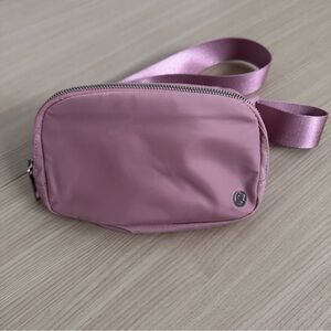 Lululemon Original Everywhere Belt Bag 1L Pink Pastel